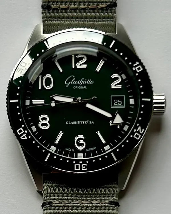 2024 Glashütte Original SeaQ 39.5MM Green Dial Textile Strap (1-39-11-13-83-34)