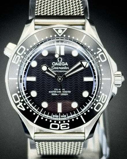 2025 Omega Seamaster Diver 300M 42MM Black Dial Steel Bracelet (210.30.42.20.01.010)