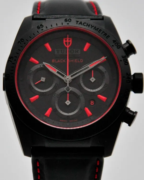 Tudor Fastrider Black Shield (42000CR)