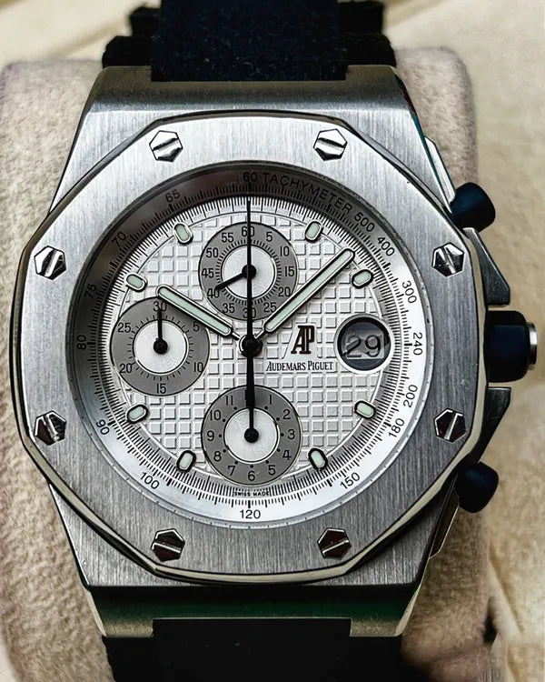 2005 Audemars Piguet Royal Oak Offshore 42MM White Dial Leather Strap (25770ST)