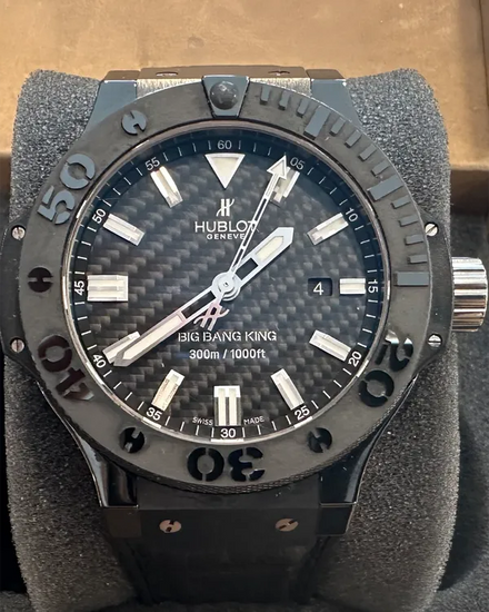 Hublot Big Bang King "Black Magic" 48MM Carbon Fiber Dial Leather Strap (322.CM.1770.RX)