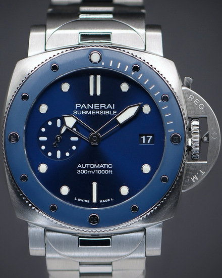 Panerai Submersible Blu Notte 42MM Blue Dial Steel Bracelet (PAM01068)