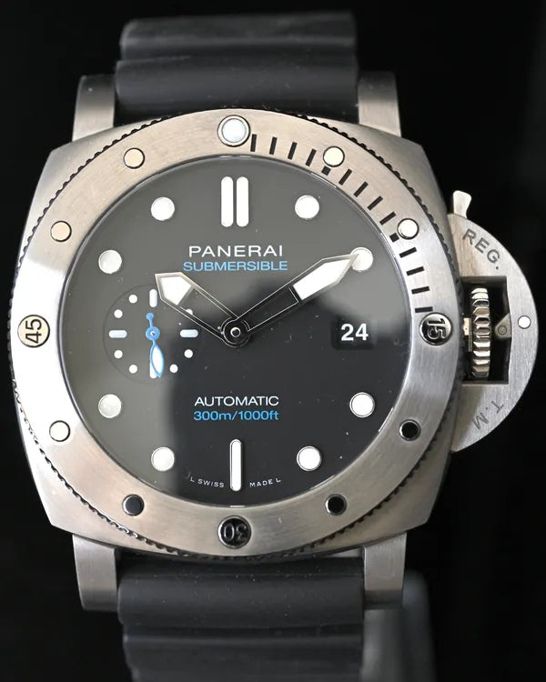 2023 Panerai Submersible QuarantaQuattro 44MM Black Dial Rubber Strap (PAM01229)
