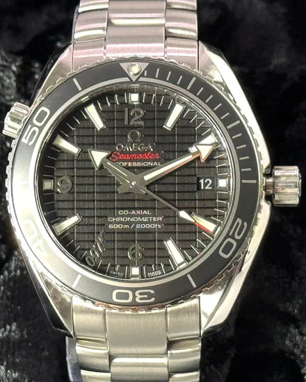 Omega Seamaster Planet Ocean 600M "Skyfall" L.E. 42MM Black Dial Steel Bracelet (232.30.42.21.01.004)
