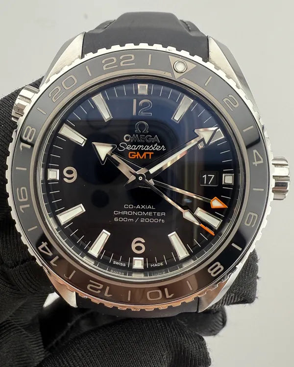 2019 Omega Seamaster Planet Ocean 600M GMT 43.5MM Black Dial Rubber Strap (232.32.44.22.01.001)