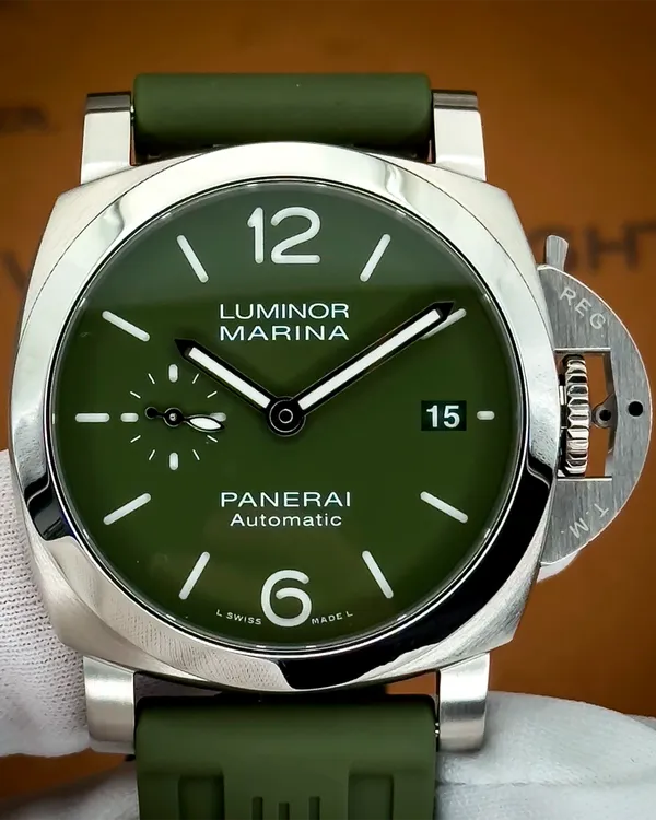 2022 Panerai Luminor "Quaranta Verde Militare" 40MM Green Dial Rubber Strap (PAM01304)