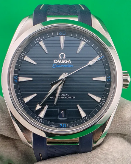 2021 Omega Seamaster Aqua Terra 150M 41MM Blue Dial Rubber Strap (220.13.41.21.03.002)