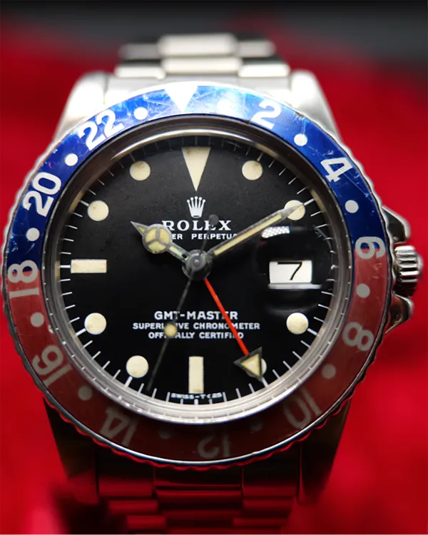 Rolex GMT-Master "Pepsi" 40MM Black Dial Oyster Bracelet (1675)