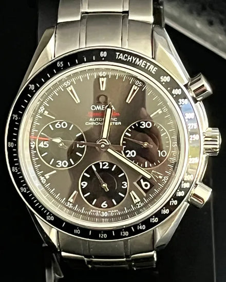 No Reserve - Omega Speedmaster Date 40MM Grey Dial Steel Bracelet (323.30.40.40.06.001)