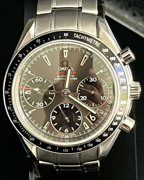 (Albert) No Reserve - Omega Speedmaster Date 40MM Grey Dial Steel Bracelet (323.30.40.40.06.001)