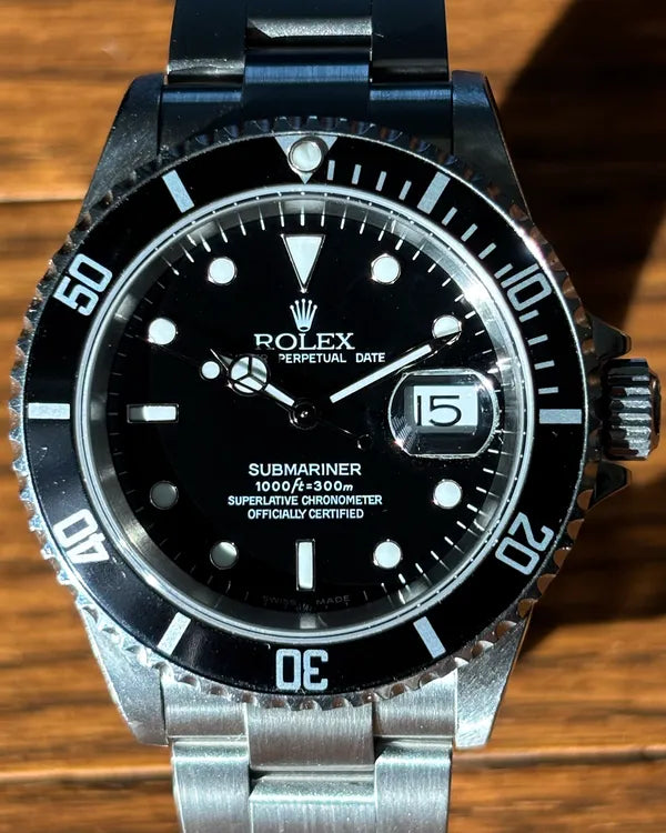 Rolex Submariner Date 40MM Black Dial Oyster Bracelet (16610)