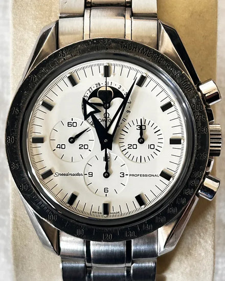 Omega Speedmaster Professional Moonwatch Moonphase 42MM White Dial Steel Bracelet (3575.20.00)
