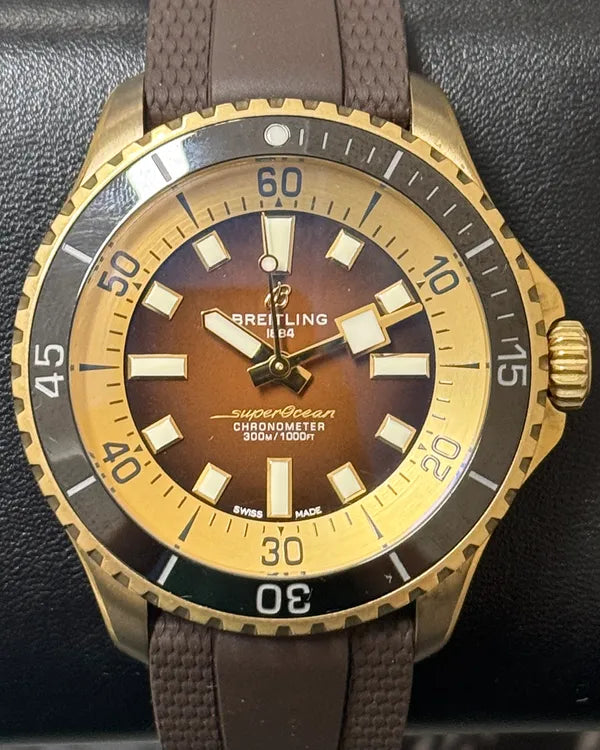 Breitling Superocean (N17376)