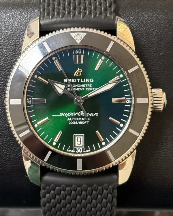 Breitling Superocean (AB2010)