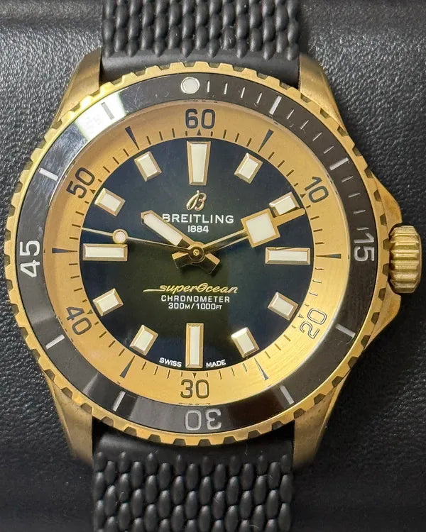 Breitling Superocean (N17375)