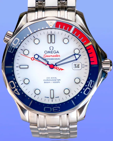 2024 Omega Seamaster Diver 300M "Bond 007 Commander's Watch" L.E. 41MM White Dial Steel Bracelet (212.32.41.20.04.001)