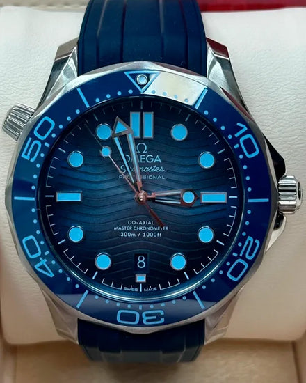 2024 Omega Seamaster Diver 300M 42MM Blue Dial Rubber Strap (210.32.42.20.03.002)