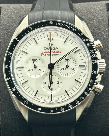 2024 Omega Speedmaster Professional Moonwatch 42MM White Dial Rubber Strap (310.32.42.50.04.001)
