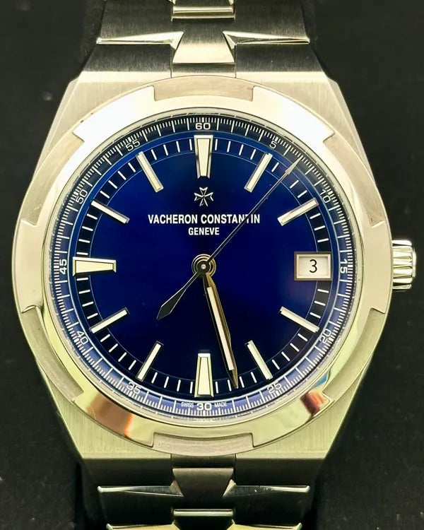 2024 Vacheron Constantin Overseas 41MM Blue Dial Steel Bracelet (4520V/210A-B128)
