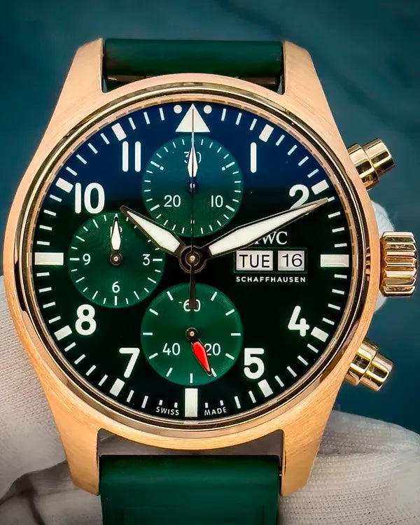 2023 IWC Schaffhausen Pilot Chronograph 41MM Green Dial Rubber Strap (IW388110)