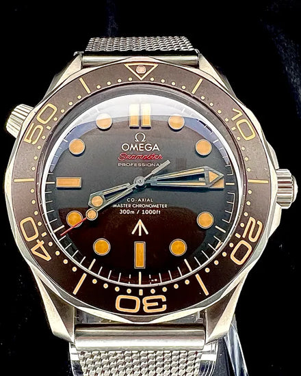 2023 Omega Seamaster Diver 300M "007 Edition" 42MM Brown Dial Titanium Bracelet (210.90.42.20.01.001)