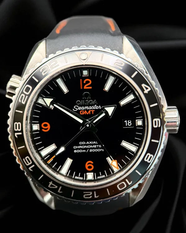 2019 Omega Seamaster Planet Ocean 600M GMT 43.5MM Black Dial Rubber Strap (232.32.44.22.01.002)