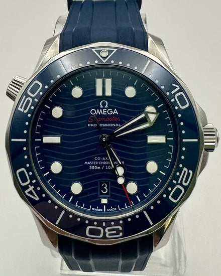2019 Omega Seamaster Diver 300M 42MM Blue Dial Rubber Strap (210.32.42.20.03.001)