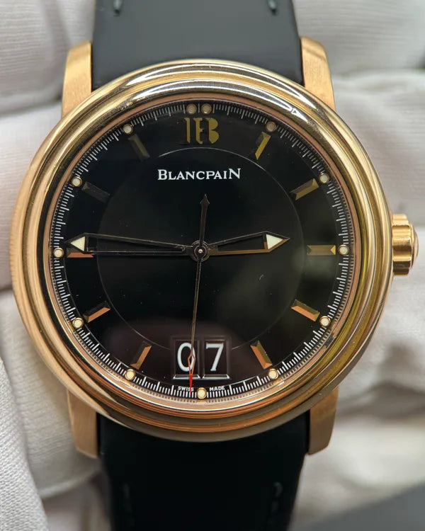 Blancpain Leman Aqua Lung Grande Date 40MM Black Dial Leather Strap (2850A-3630-64B)