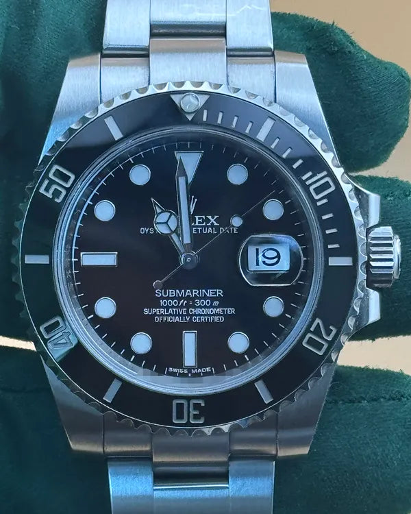Rolex Submariner Date 40MM Black Dial Oyster Bracelet (116610LN)