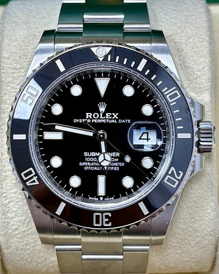Rolex Submariner Date 41MM Black Dial Oyster Bracelet (126610LN)
