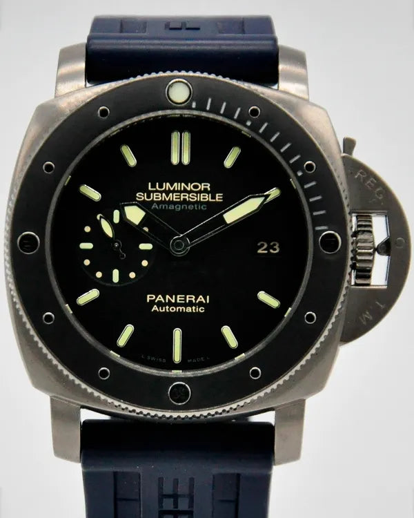 2016 Panerai Luminor Submersible 1950 3 Days 47MM Black Dial Rubber Strap (PAM00389)