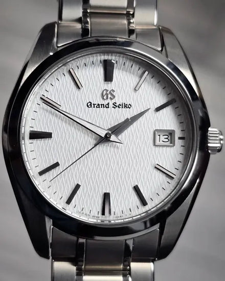 2019 Grand Seiko Heritage 37MM Quartz Silver Dial Steel Bracelet (SBGX267)