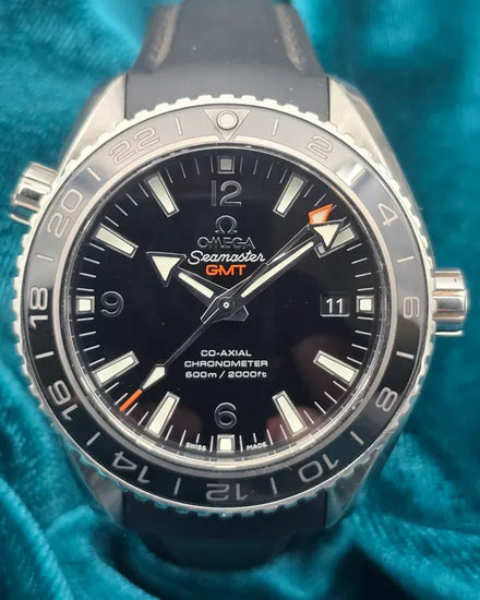 2024 Omega Seamaster Planet Ocean 600M GMT 43.5MM Black Dial Rubber Strap (232.32.44.22.01.001)