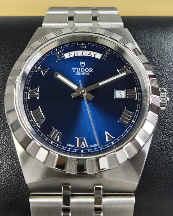 Tudor Royal (28600)