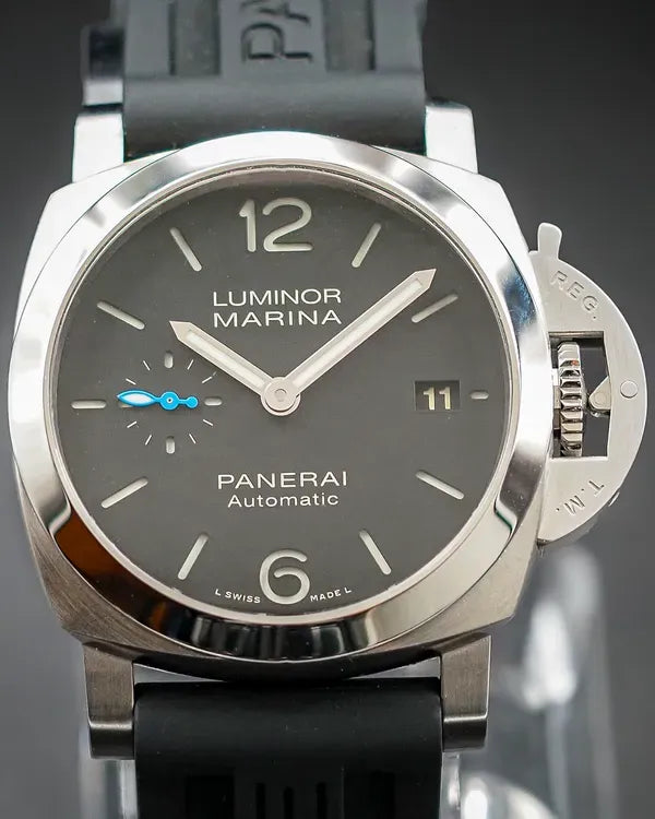 2021 Panerai Luminor Quaranta 40MM Black Dial Rubber Strap (PAM01272)