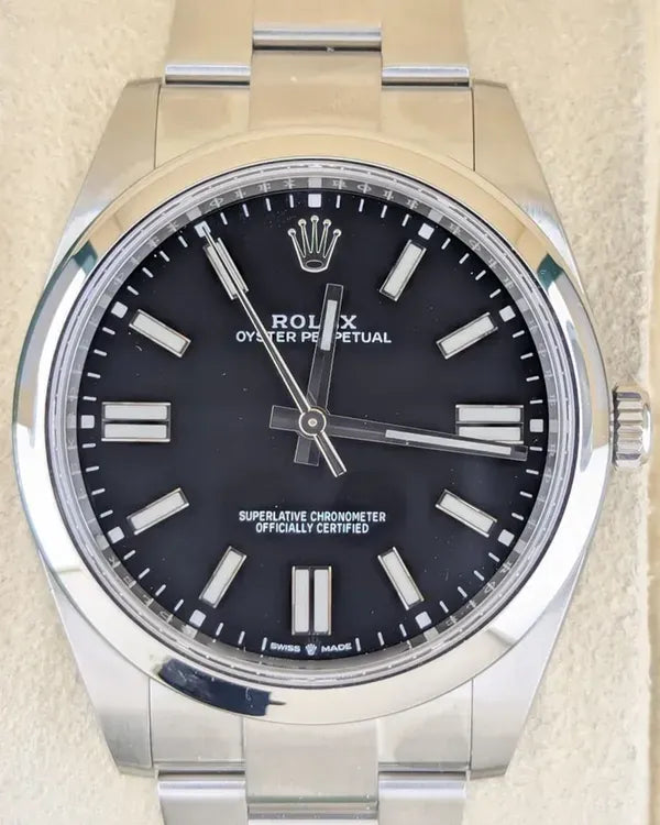 Rolex Oyster Perpetual (124300)