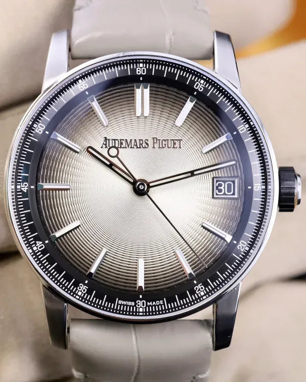 Audemars Piguet Code 11.59 (15210QT.OO.A064KB.01)
