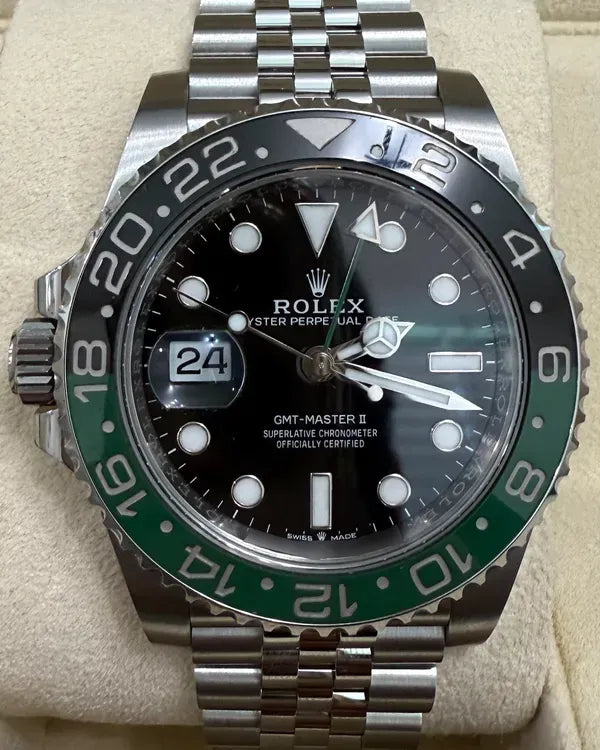 Rolex Sea-Dweller 43MM Black Dial Oyster Bracelet (126600)