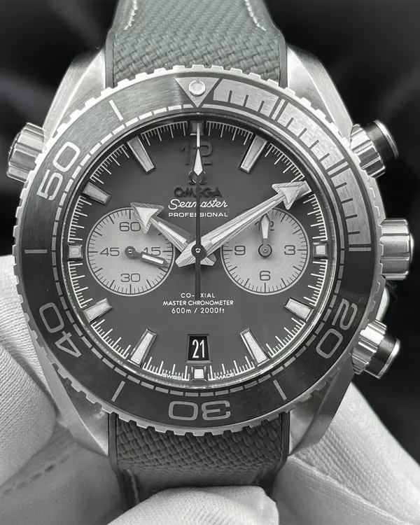 Omega Seamaster Planet Ocean 600M 45.5MM Grey Dial Rubber Strap (215.32.46.51.01.004)