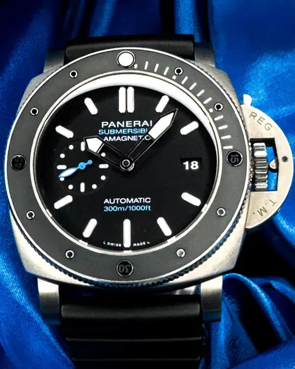 2020 Panerai Submersible 1950 3 Days 47MM Black Dial Rubber Strap (PAM01389)