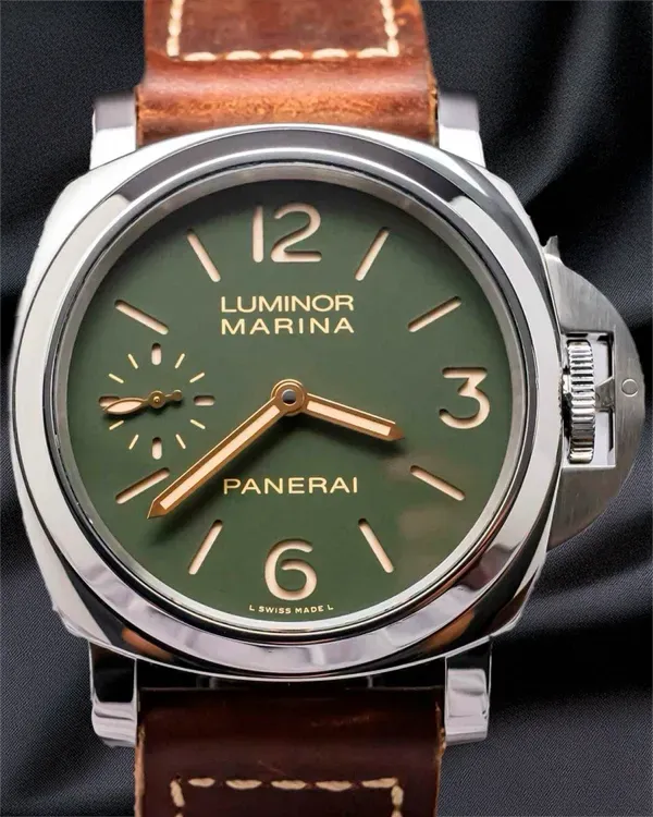 Panerai Luminor (PAM911)