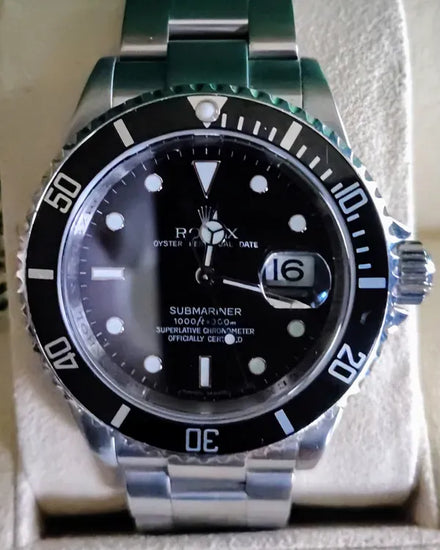 Rolex Submariner Date 40MM Black Dial Oyster Bracelet (16610)