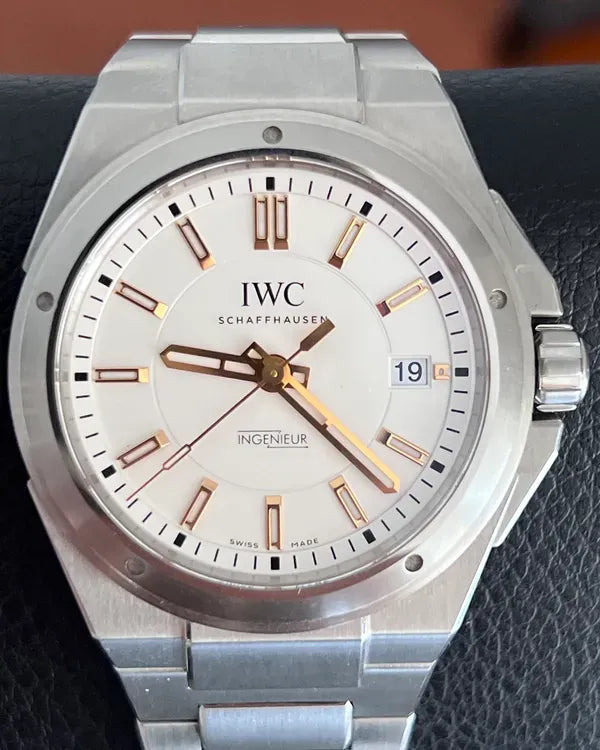 2017 IWC Schaffhausen Ingenieur 40MM White Dial Steel Bracelet (IW323906)