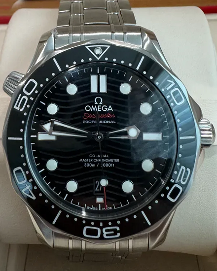 2018 Omega Seamaster Diver 300M 42MM Black Dial Steel Bracelet (210.30.42.20.01.001)