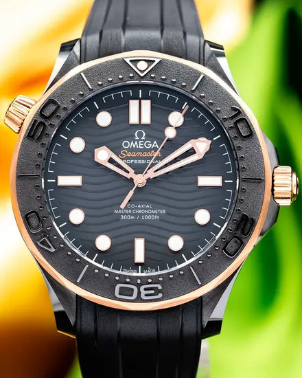 2021 Omega Seamaster Diver 300M 43.5MM Black Dial Rubber Strap (210.62.44.20.01.001)