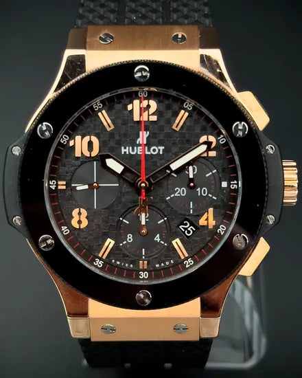 2019 Hublot Big Bang Chronograph 44MM Carbon Fiber Dial Rubber Strap (301.PB.131.RX)