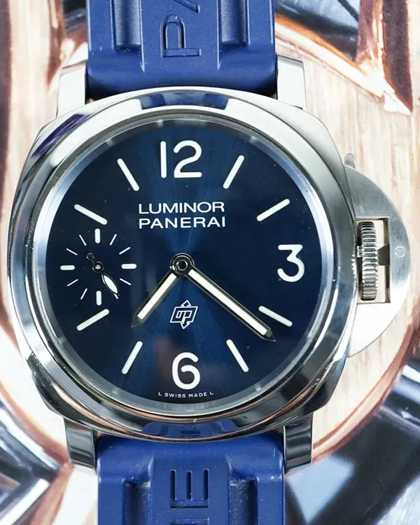 Panerai Luminor Logo "Blu Mare" 44MM Blue Dial Rubber Strap (PAM01085)