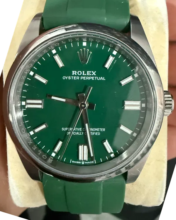 Rolex Oyster Perpetual (126000)