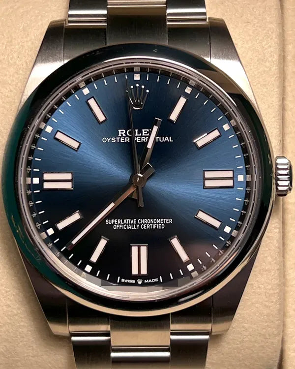 Rolex Oyster Perpetual (124300)