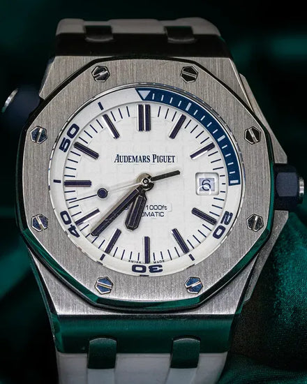 Audemars Piguet Royal Oak Offshore Diver 42MM White Dial Rubber Strap (15710ST.OO.A010CA.01)